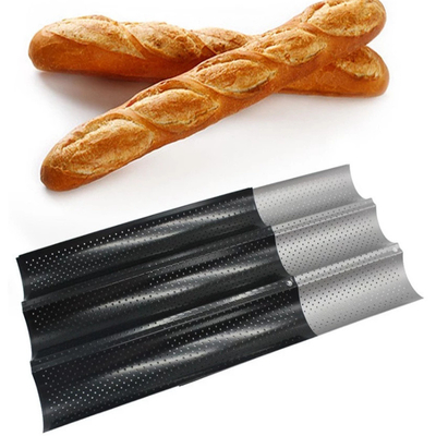 RK Bakeware China Foodservice NSF مثقوبة 3 فتحات قوالب الرغيف الفرنسي صينية الخبز عموم الخبز الفرنسي
